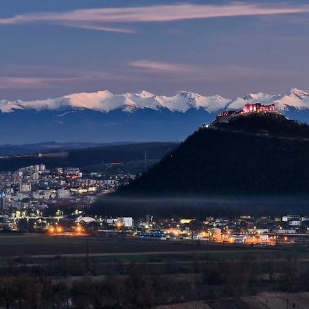 Luna Rosie Deva Bagian luar foto